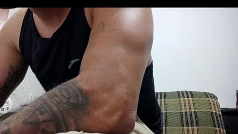 Snapshot of andres2024837816 chatting on 02-28-25, 05:26 Andres O online show from 02-28-25, 05:26