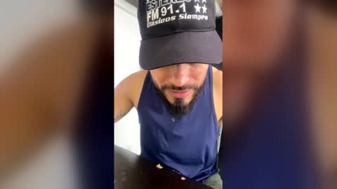 Snapshot of andres2024837816 chatting on 03-28-26, 03:00 Andres O online show from 03-28-26, 03:00