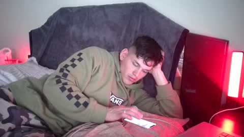 andres817542 online show from 01-19-25, 09:13
