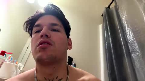 andres817542 online show from 04-03-26, 09:51