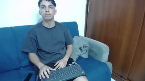 andres_69_fantasy online show from 06-21-26, 11:29