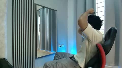 Snapshot of andres_cream chatting on 09-16-25, 12:28 andres_cream online show from 09-16-25, 12:28