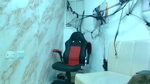 andres_stud online show from 10-23-25, 06:13