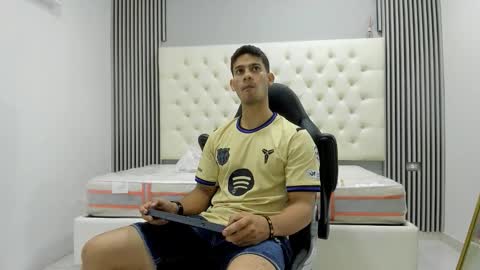 andres_stud online show from 03-23-26, 04:27