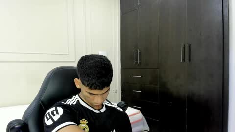 andres_stud online show from 05-07-26, 04:07