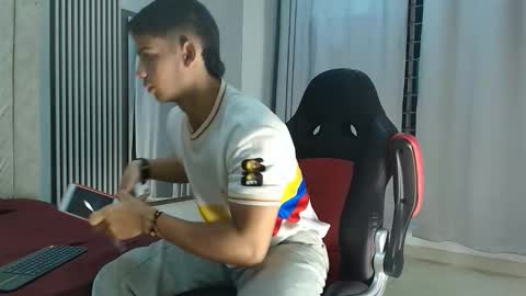 ANDRES  online show from 09-29-25, 04:28