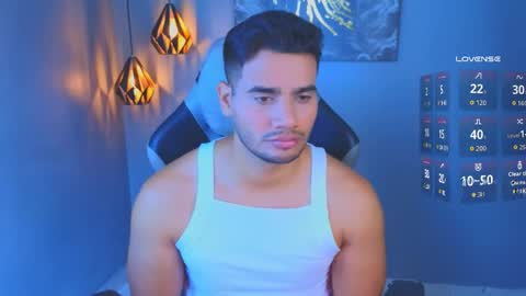 Snapshot of andresfiit chatting on 04-18-26, 01:15 Andres online show from 04-18-26, 01:15