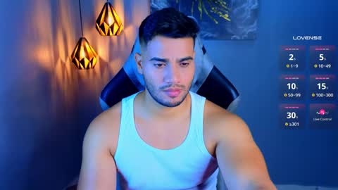 Snapshot of andresfiit chatting on 04-23-26, 12:23 Andres online show from 04-23-26, 12:23