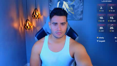 Snapshot of andresfiit chatting on 05-01-26, 02:43 Andres online show from 05-01-26, 02:43