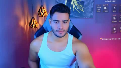 Snapshot of andresfiit chatting on 05-10-26, 12:54 Andres online show from 05-10-26, 12:54