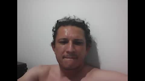 andresfloga online show from 09-15-25, 03:06