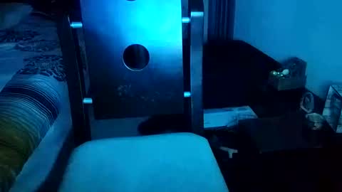 andresvergon85 online show from 12-29-24, 01:56