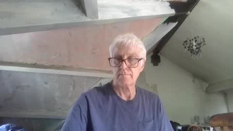 Snapshot of andrew160258 chatting on 06-30-26, 10:16 Andrew online show from 06-30-26, 10:16