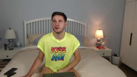 Justin Andrew online show from 09-30-25, 08:52