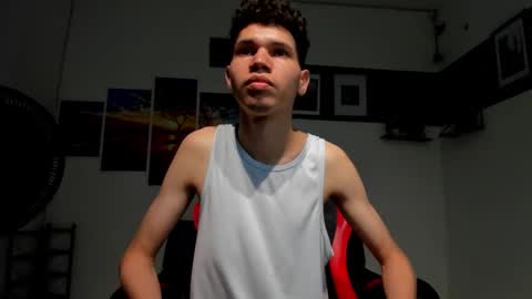 andrew_2811 online show from 09-23-25, 02:36