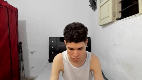 andrew_2811 online show from 01-11-26, 12:15