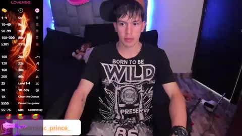 Snapshot of andrew_angels chatting on 12-21-25, 02:30 andrew_angels online show from 12-21-25, 02:30