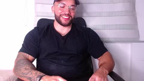 andrew_holden__ online show from 10-16-25, 12:33