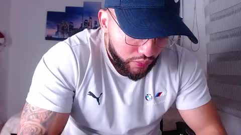 andrew_holden__ online show from 11-21-25, 11:47