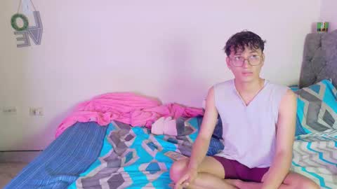 Snapshot of andrew_logan_ chatting on 03-01-26, 09:06 daniel y breiner online show from 03-01-26, 09:06