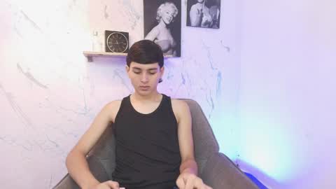 andrew restrepo online show from 04-08-26, 10:54