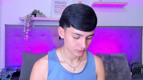 Snapshot of andrew_restrepo chatting on 05-07-26, 03:17 andrew restrepo online show from 05-07-26, 03:17