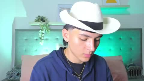 Snapshot of andrew_restrepo chatting on 05-26-26, 03:08 andrew restrepo online show from 05-26-26, 03:08