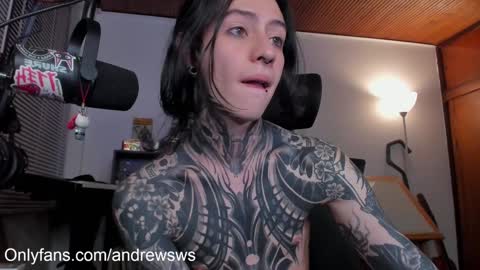 Snapshot of andrew_round chatting on 02-05-25, 03:34 andrew_round online show from 02-05-25, 03:34