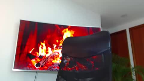 ANDREW WEST online show from 12-14-24, 01:28