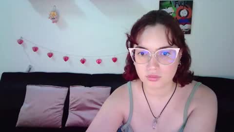 Snapshot of andrewanndcherry chatting on 02-01-25, 01:12 Andrew and Cherry online show from 02-01-25, 01:12