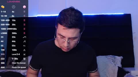 andrewmhilton_ online show from 12-28-24, 04:19