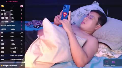 andrewmhilton_ online show from 01-01-25, 08:02