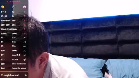 andrewmhilton_ online show from 01-06-25, 05:52