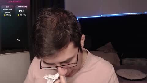 andrewmhilton_ online show from 01-08-26, 01:52