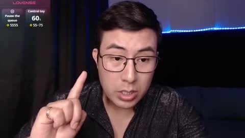 andrewmhilton_ online show from 03-05-26, 05:14