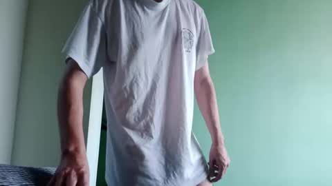 Snapshot of andrexmartinex chatting on 01-14-25, 08:37 Andres online show from 01-14-25, 08:37