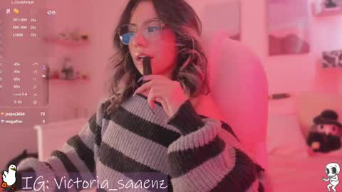 Snapshot of andromeedaa_ chatting on 02-19-25, 09:47 Victoria Senz online show from 02-19-25, 09:47