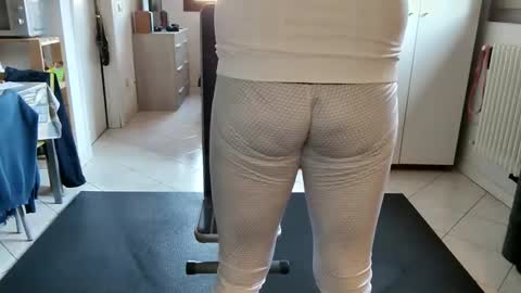 Snapshot of androx77 chatting on 12-17-24, 10:01 androx77 online show from 12-17-24, 10:01