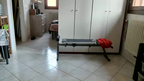 Snapshot of androx77 chatting on 12-18-24, 10:40 androx77 online show from 12-18-24, 10:40