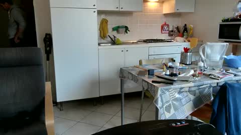 Snapshot of androx77 chatting on 12-29-24, 12:01 androx77 online show from 12-29-24, 12:01