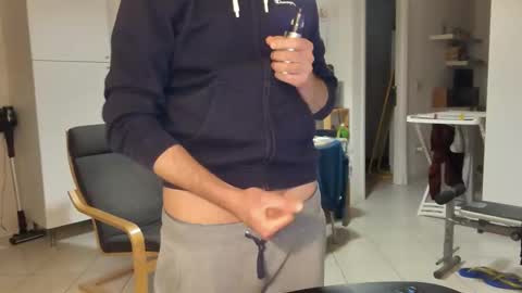 Snapshot of androx77 chatting on 01-19-25, 04:57 androx77 online show from 01-19-25, 04:57