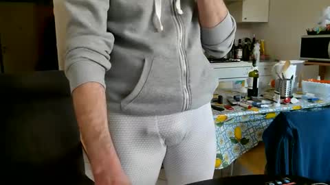 Snapshot of androx77 chatting on 02-16-25, 11:05 androx77 online show from 02-16-25, 11:05