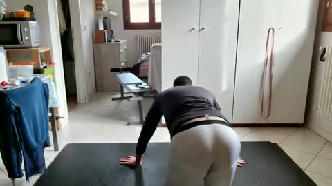 Snapshot of androx77 chatting on 02-17-25, 10:07 androx77 online show from 02-17-25, 10:07