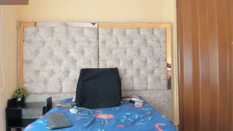 Snapshot of andry_will chatting on 03-11-26, 11:22 Andry online show from 03-11-26, 11:22