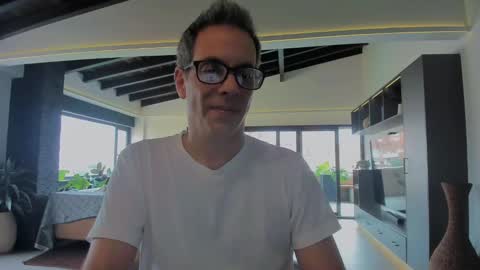 Andrew online show from 02-18-25, 07:52