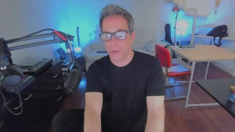 Andrew online show from 09-19-25, 03:24