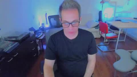 Andrew online show from 10-08-25, 01:58