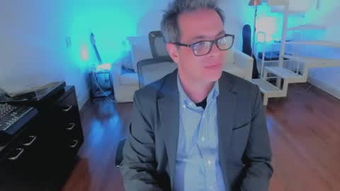 Andrew online show from 06-25-26, 05:12