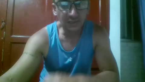 Snapshot of andy101075 chatting on 12-22-25, 03:03 andy101075 online show from 12-22-25, 03:03