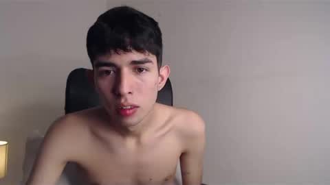 Snapshot of andy19_hot chatting on 02-22-25, 11:24 andy19_hot online show from 02-22-25, 11:24
